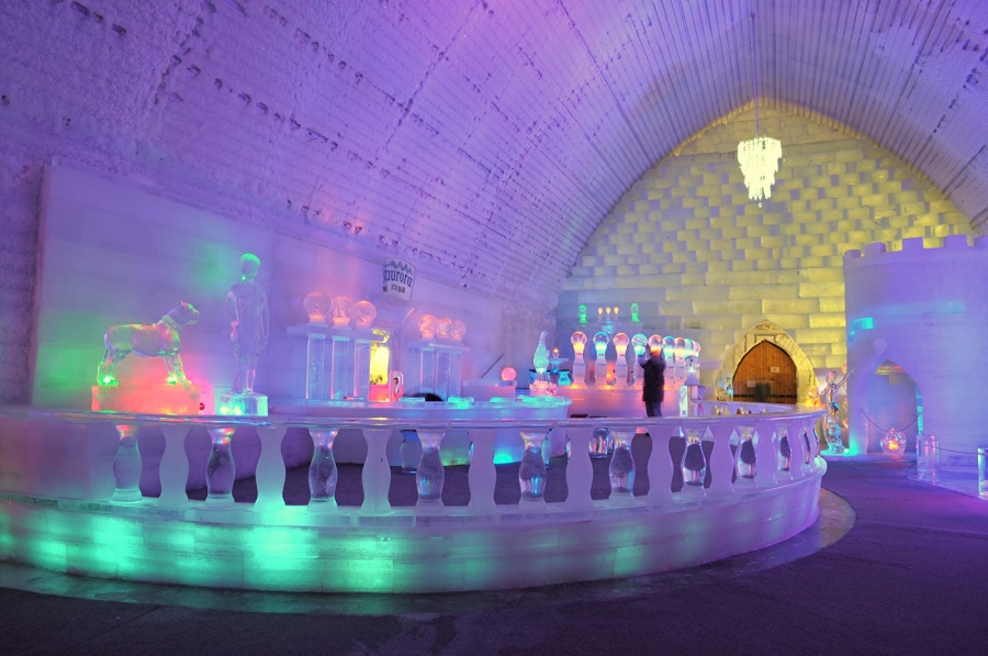 5-movie-inspired-hotels-Hotel-De-Glace5