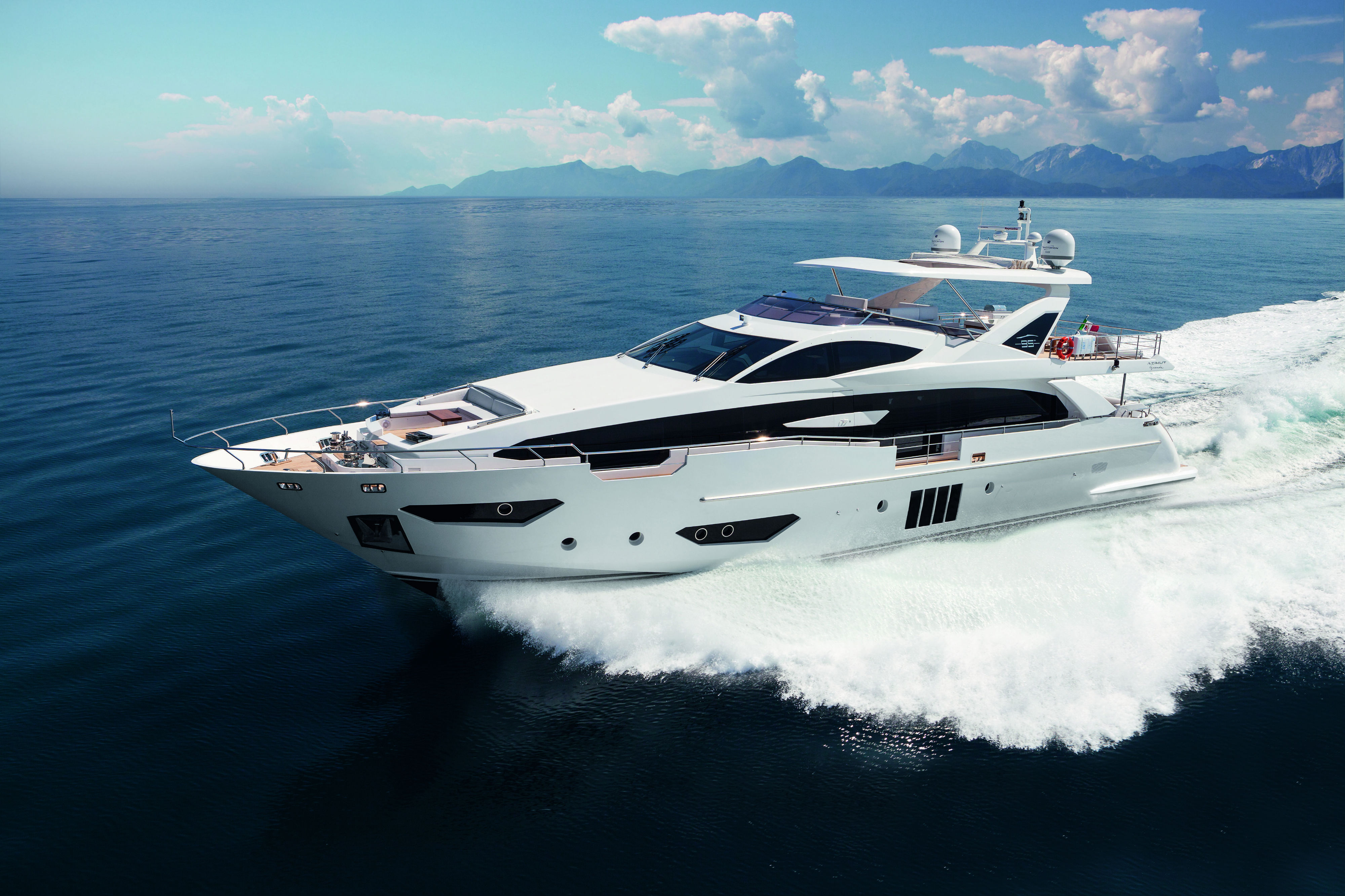 The Azimut Grande 95RPH. (Courtesy of SYS)